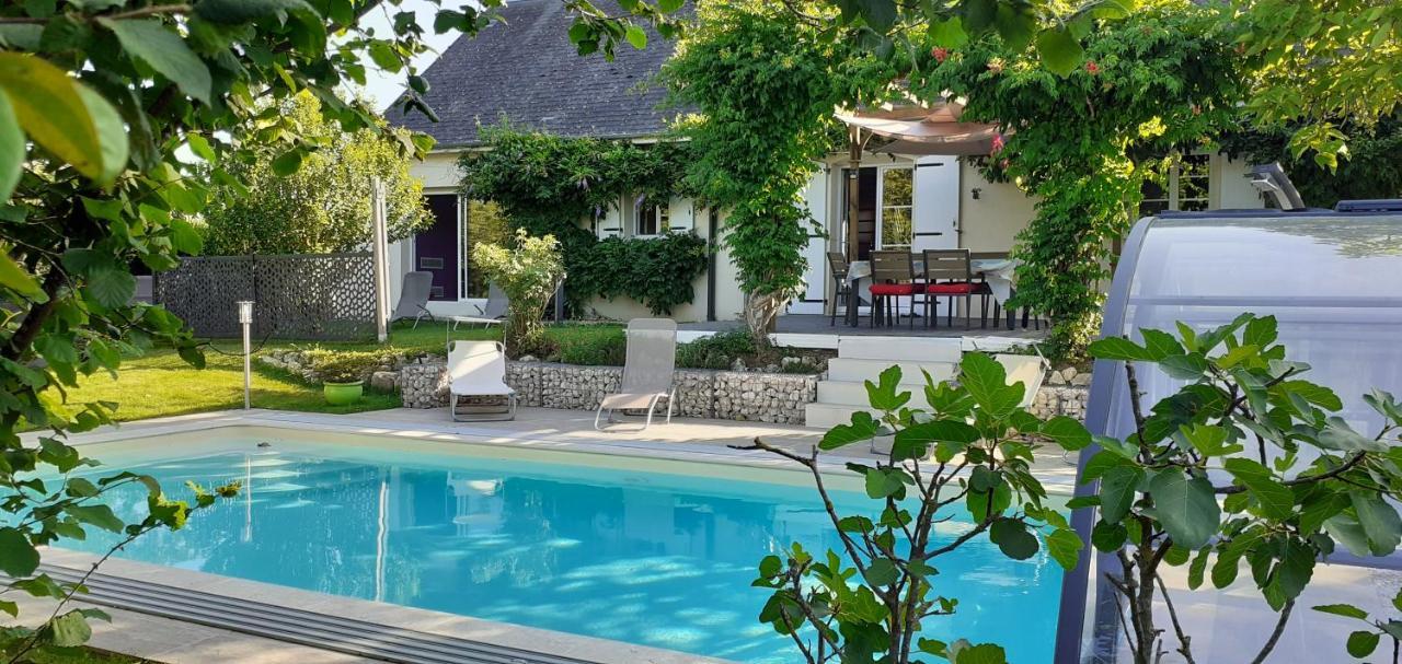 Au Coeur Du Bien-Etre, Chalet Avec Piscine Chauffee Et Couverte, Spa, Sauna, Massages Monteaux Eksteriør billede